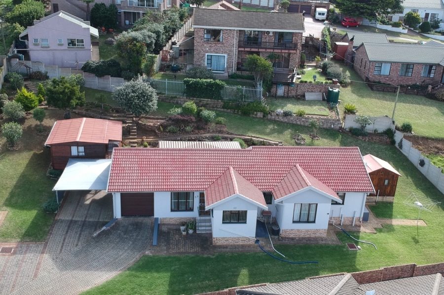 3 Bedroom Property for Sale in Dana Bay Western Cape